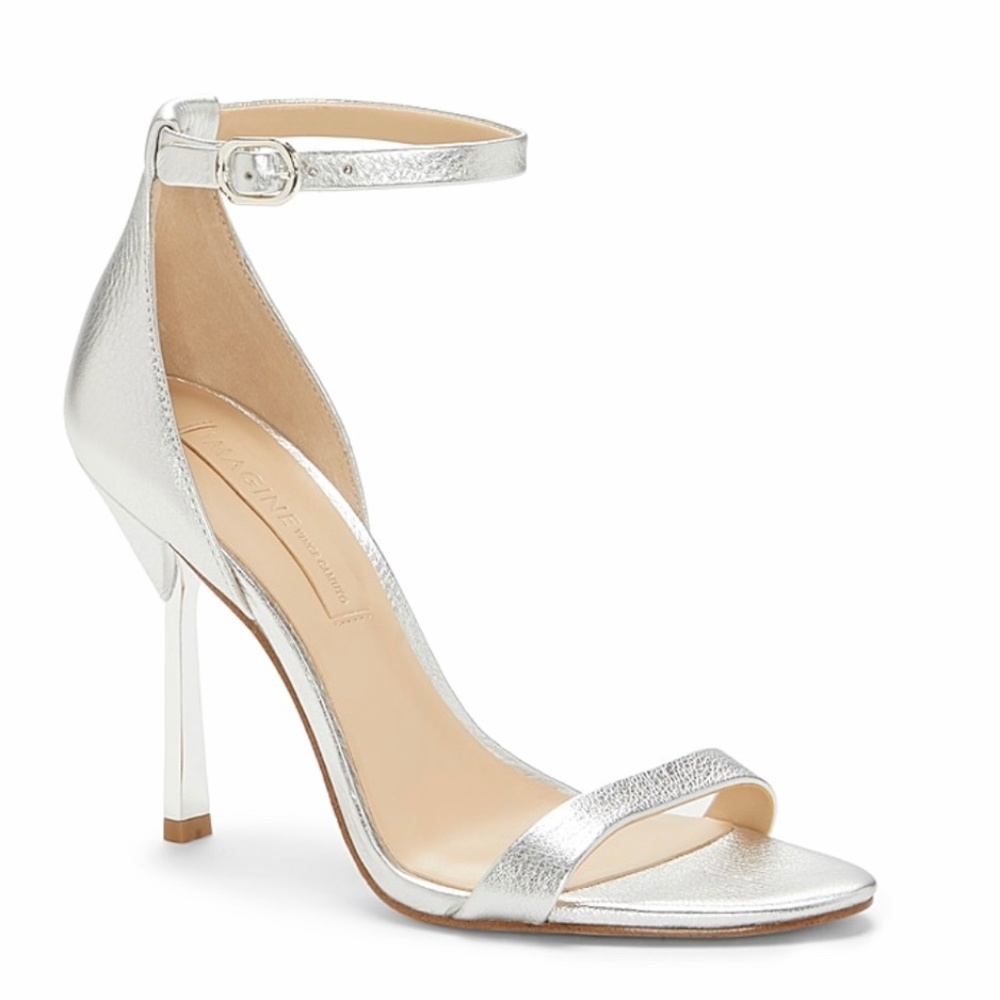 IMAGINE BY VINCE CAMUTO   Restin Sandal